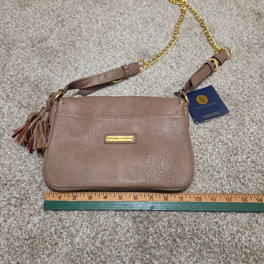 Adrienne Vittadini Expandable Crossbody bag, AV-1556, Bronxville Collection